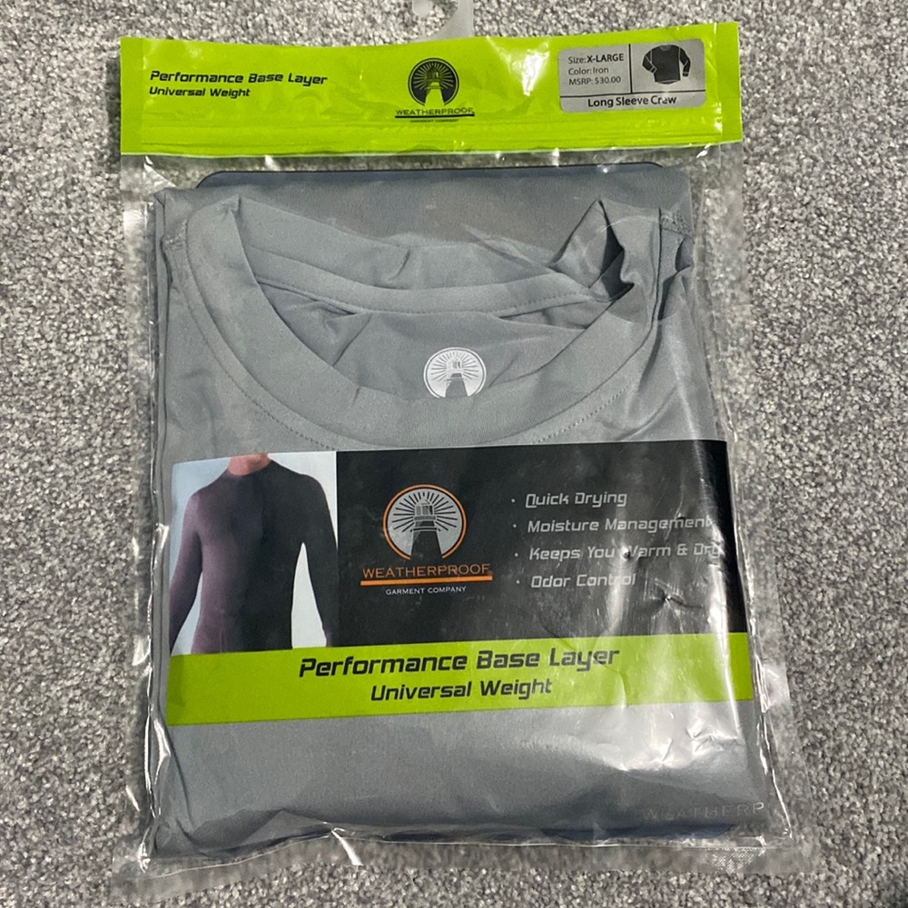 Mens Performance Base Layer Long Sleve Crew Size: XL